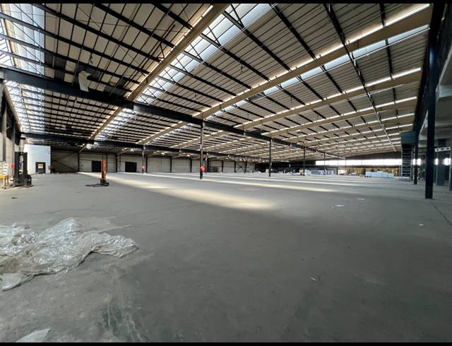 32,965M² WAREHOUSE TO LET IN ROODEKOP